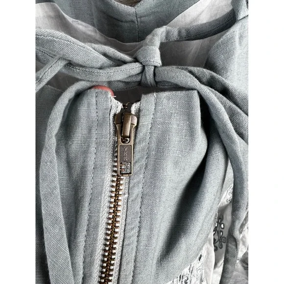 The Great Camelia Top Spaghetti Straps Size Large Tank Blue Cropped Eyelet NEW‎ - Picture 7 of 14